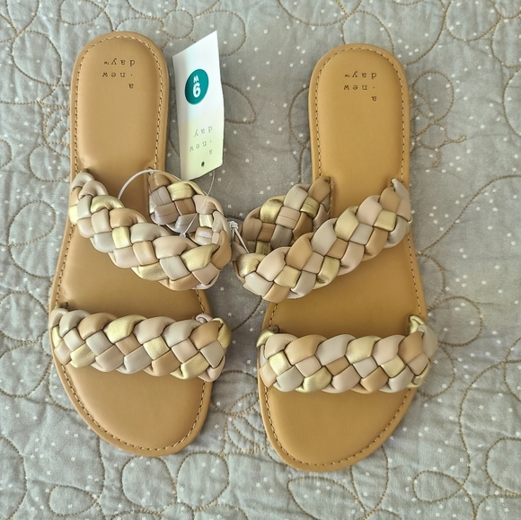 Women's size 9 sandles MulitColor - Picture 1 of 5